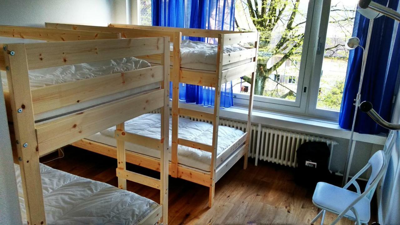 Budget Youth Hostel Oberengstringen Exterior foto